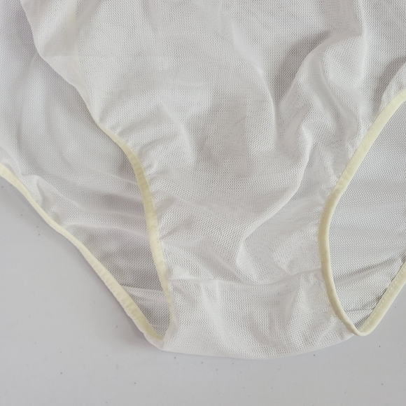 Calvin Klein Multi Color Floral Tropic Swim Trunks Sz XL NEW - Picture 10 of 14